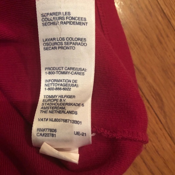 🙂Tommy Hilfiger T-shirt🙂 - Picture 5 of 6